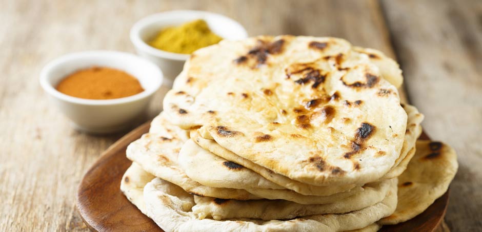 Laga eget indiskt bröd – recept på naanbröd och papadums